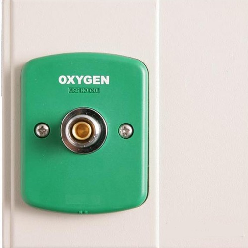 Installation, Operation and Maintenance Instructions DiamondCareﾮ Medical Gas Outlets ? OEM Manual